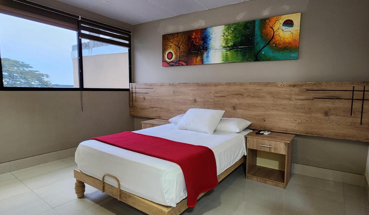 Hotel Murali - Cerca Del Aeropuerto De Guayaquil Extérieur photo