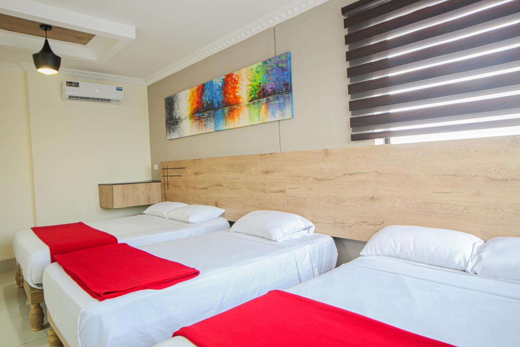 Hotel Murali - Cerca Del Aeropuerto De Guayaquil Extérieur photo